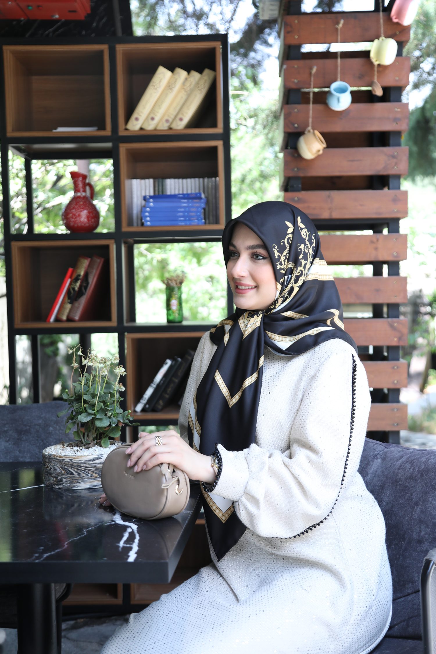 روسری ابریشم جدید مجلسی - Image 2