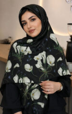 روسری نخی طرح گل شیپوری